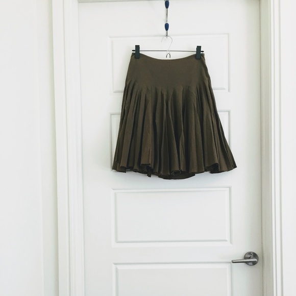 Club Monaco fit flare skirt in olive / khaki, 0 - Picture 1 of 5